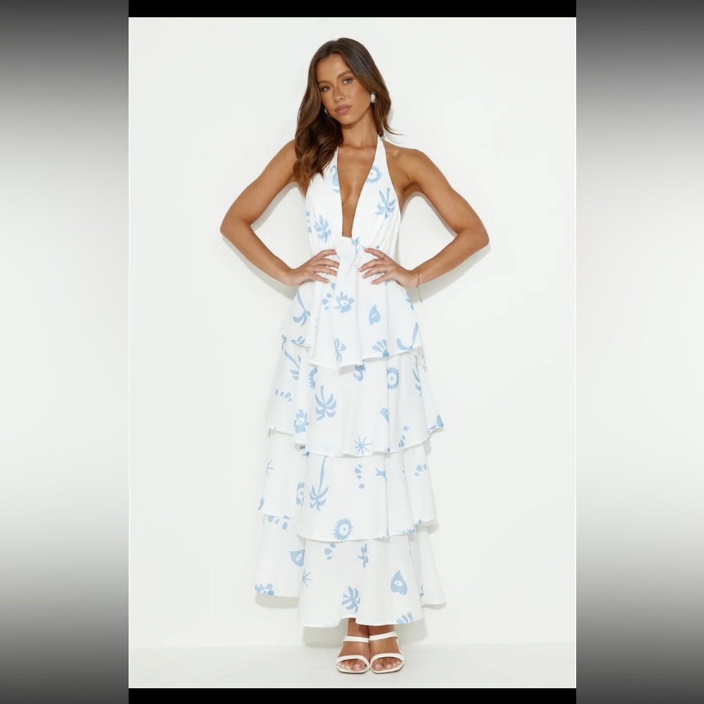 Hello Molly | Sand By The Beach Halter Maxi Dress